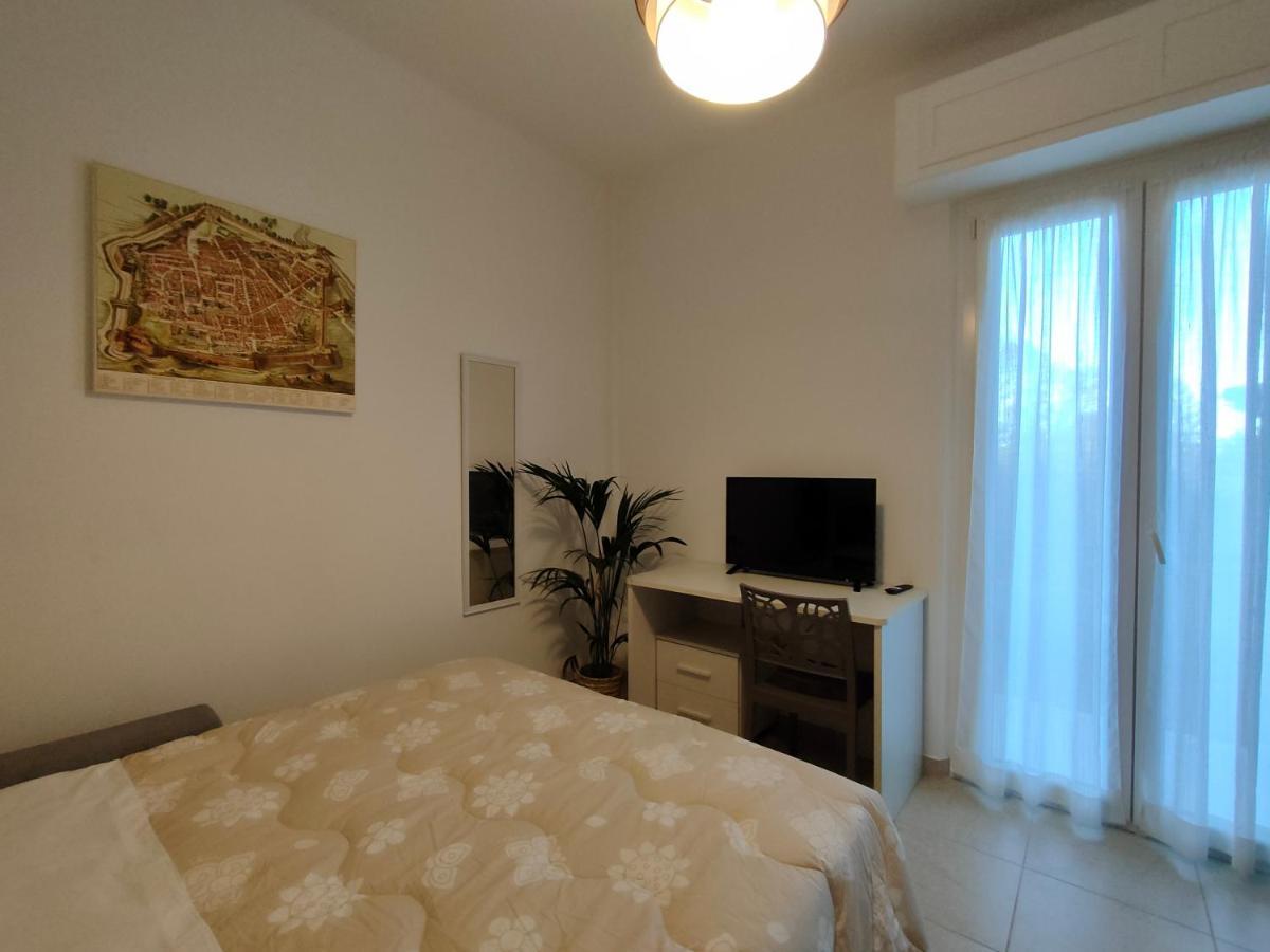 Apartamento La Casa Di Ewa - Pesaro Centro-Mare Exterior foto